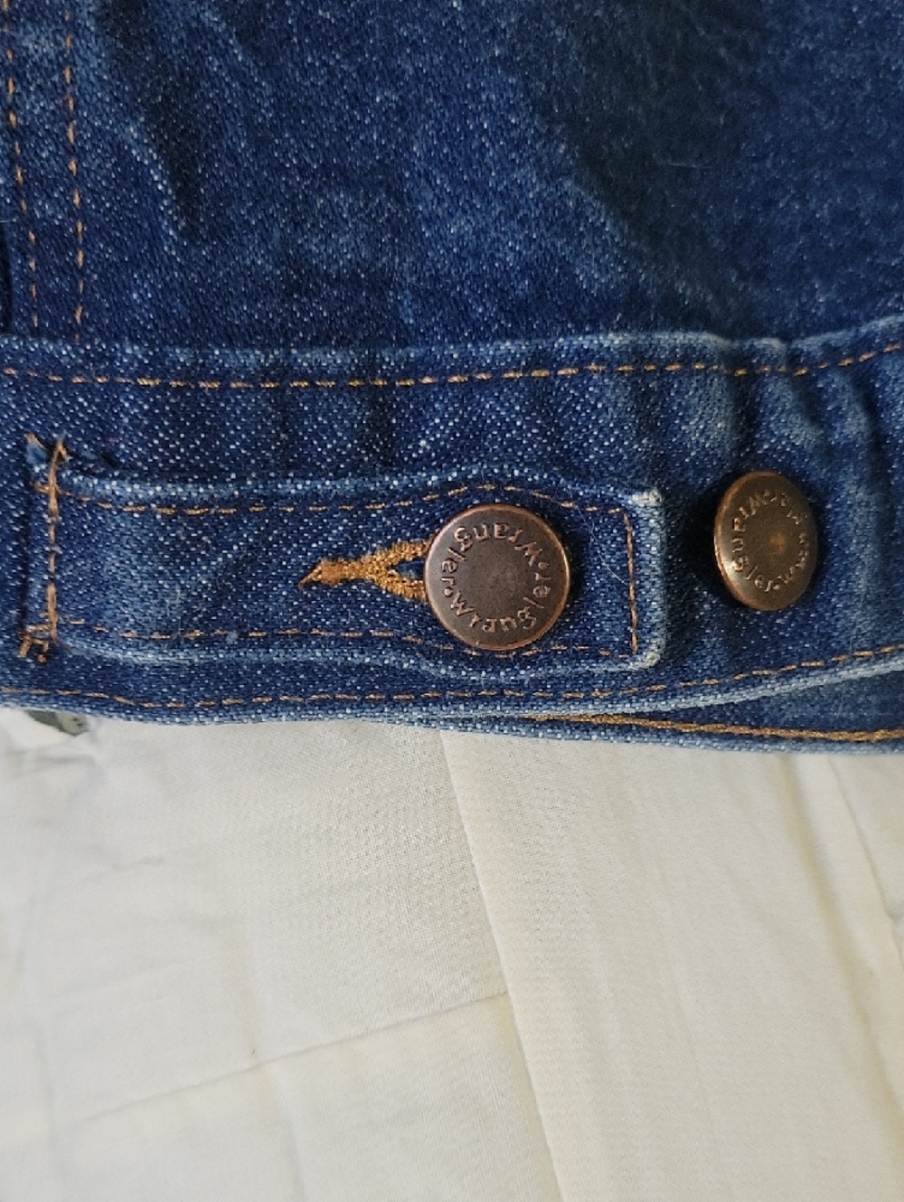Wrangler Men's Denim Jacket - Picture 4 of 5